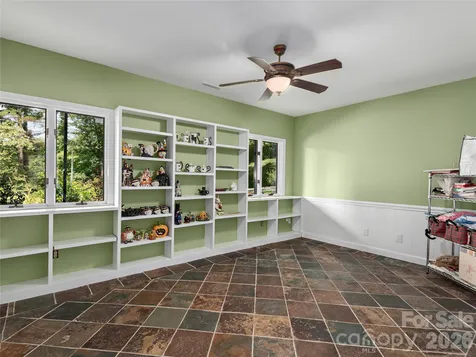 1071 Linkside Drive Hendersonville NC 28739