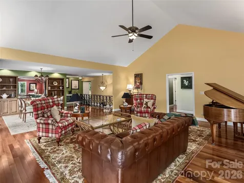 1071 Linkside Drive Hendersonville NC 28739