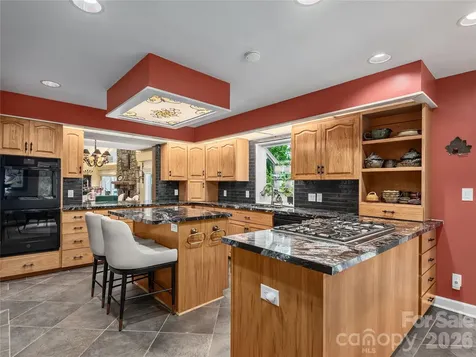 1071 Linkside Drive Hendersonville NC 28739