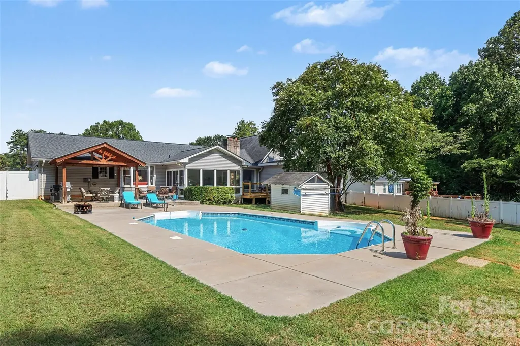 220 Roger Drive Salisbury NC 28147