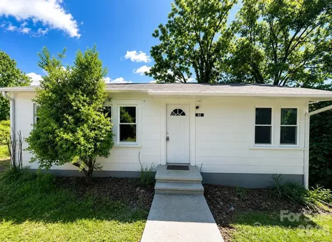 92 Fourth C Street Marion NC 28752