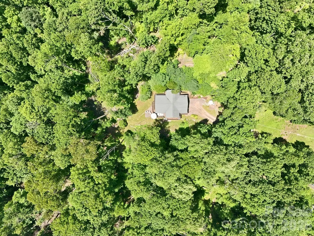 619 Leisure Lane Burnsville NC 28714