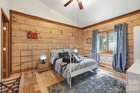 619 Leisure Lane Burnsville NC 28714