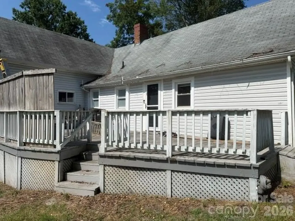 812 Mill Street Albemarle NC 28001
