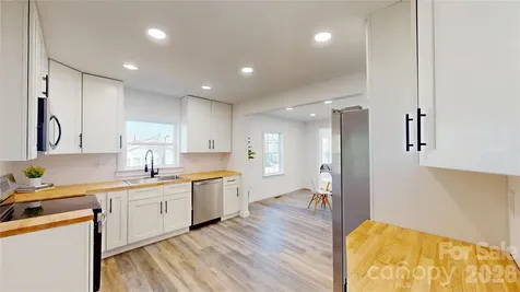 245 Carolina Avenue Forest City NC 28043