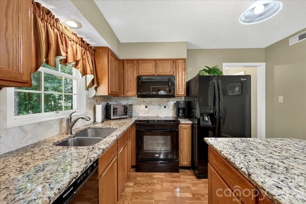 505 Glen Ellyn Court Charlotte NC 28213