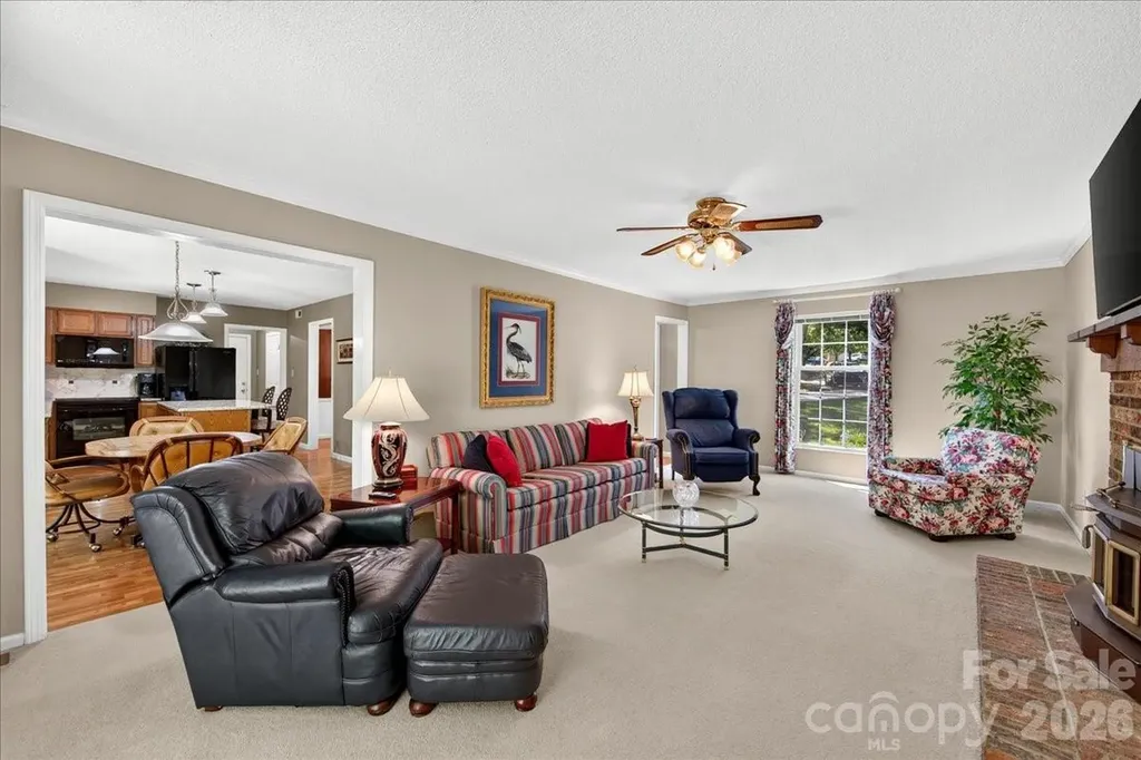 505 Glen Ellyn Court Charlotte NC 28213