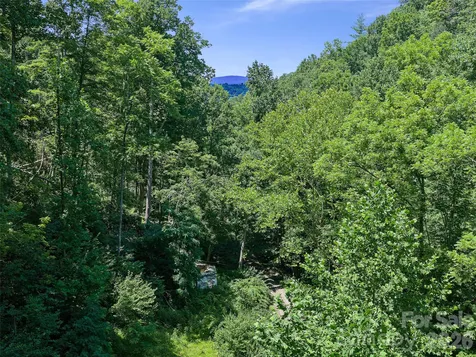 000 Sugar Creek Lane Green Mountain NC 28740
