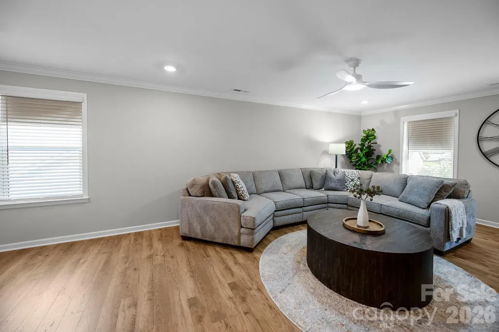 5080 Mooreland Oaks Way Mount Holly NC 28120