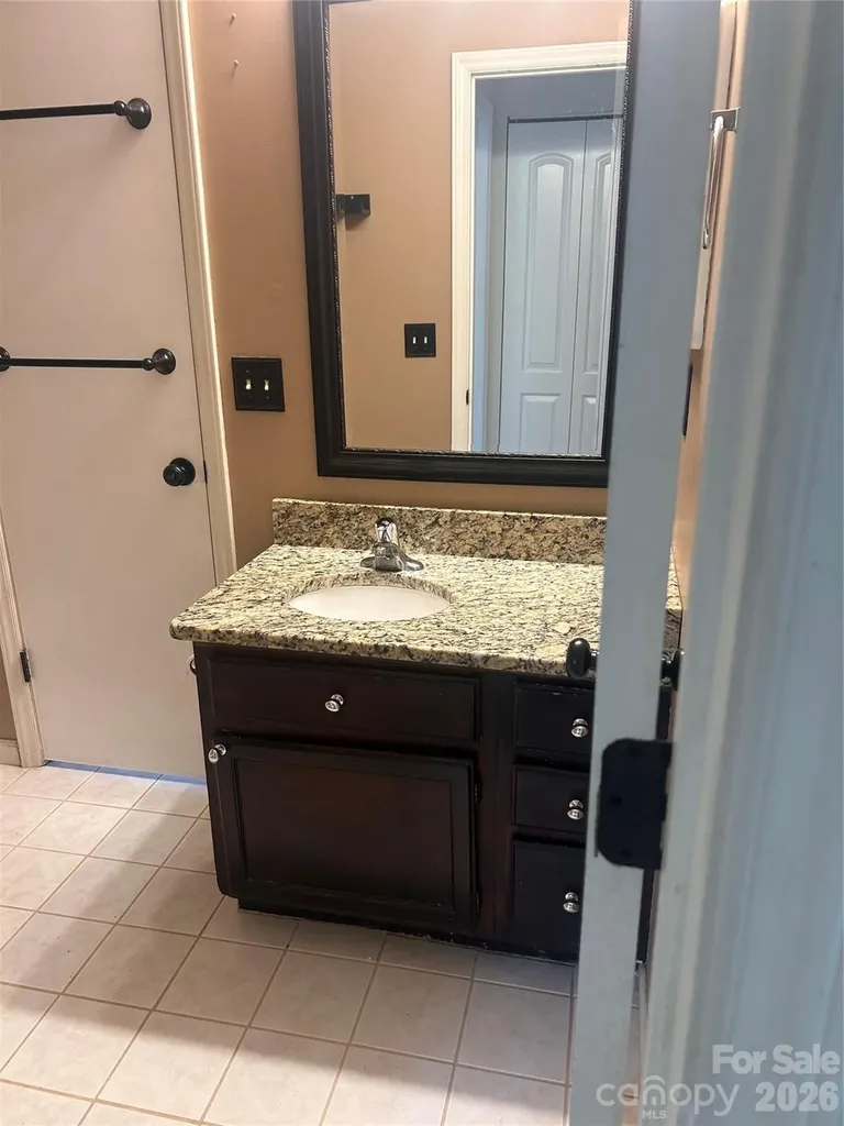 3301 Braewick Place Charlotte NC 28227