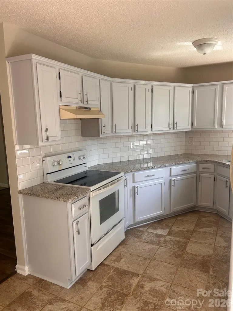 3301 Braewick Place Charlotte NC 28227