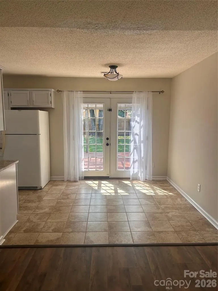 3301 Braewick Place Charlotte NC 28227