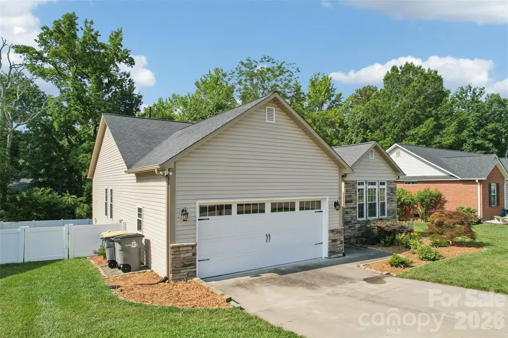 632 Marigold Drive Kannapolis NC 28083