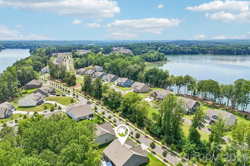 5408 Chegall Crossing Way Mount Holly NC 28120