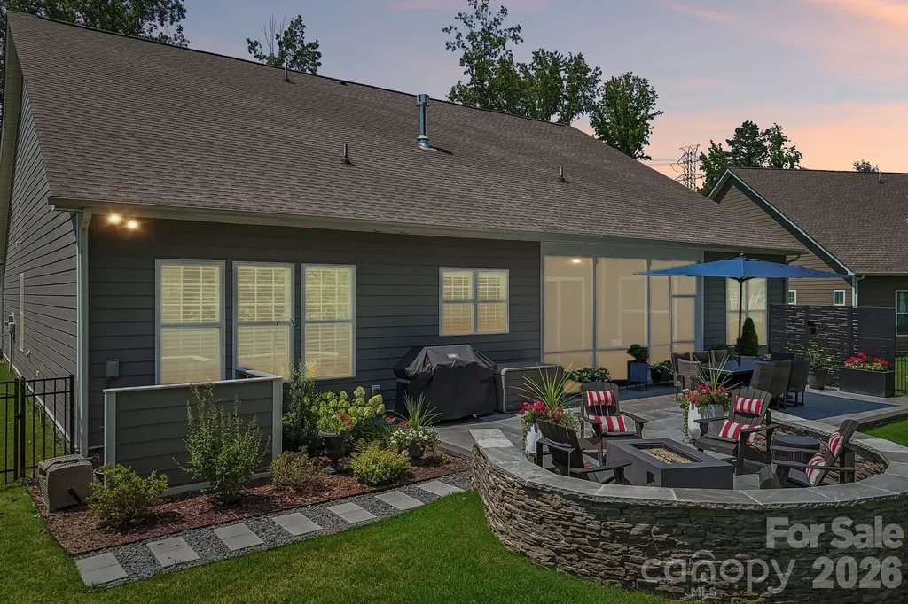 5408 Chegall Crossing Way Mount Holly NC 28120