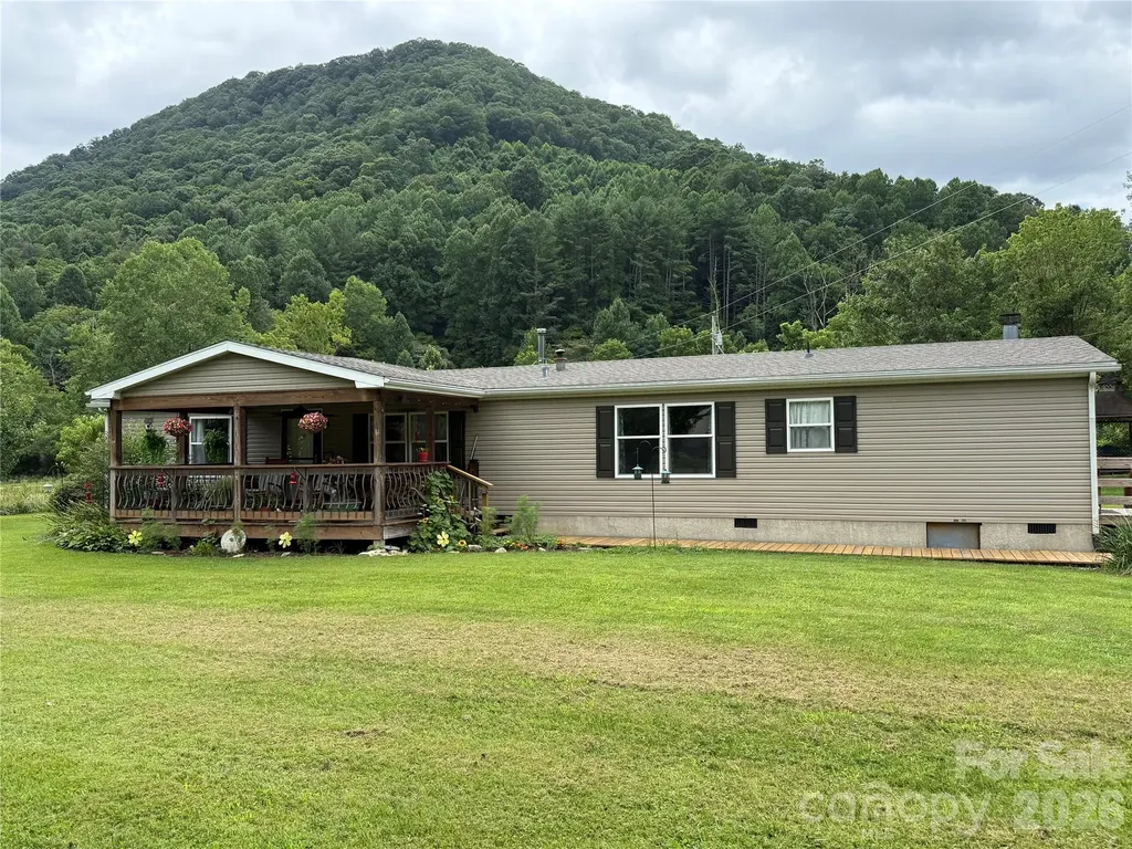 10755 Nc 209 Highway Hot Springs NC 28743