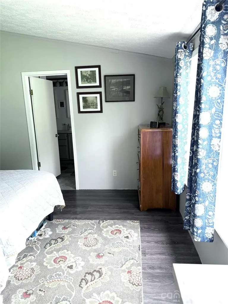 10755 Nc 209 Highway Hot Springs NC 28743