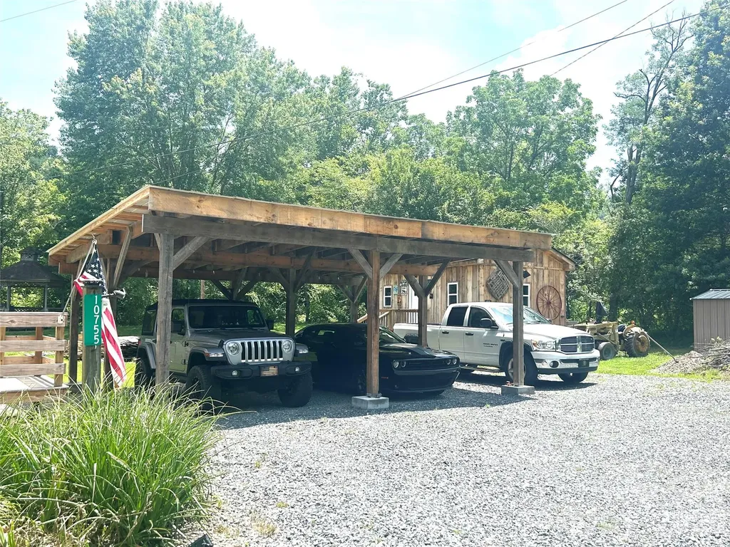 10755 Nc 209 Highway Hot Springs NC 28743
