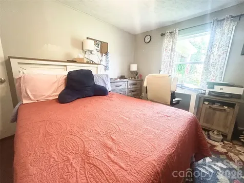 10755 Nc 209 Highway Hot Springs NC 28743
