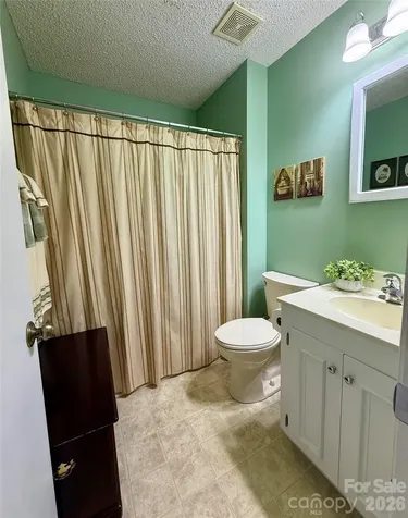 1100 Jennifer Lane Cherryville NC 28021