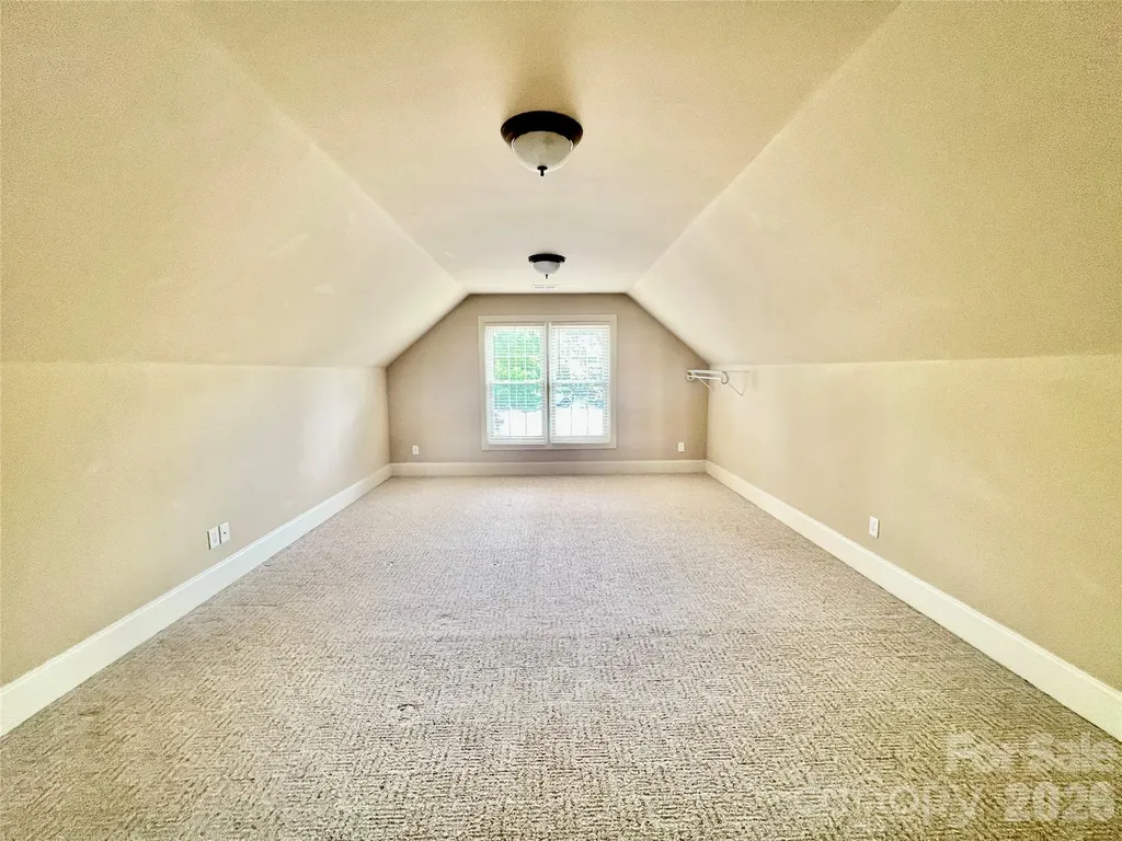 6231 Neptune Drive Denver NC 28037