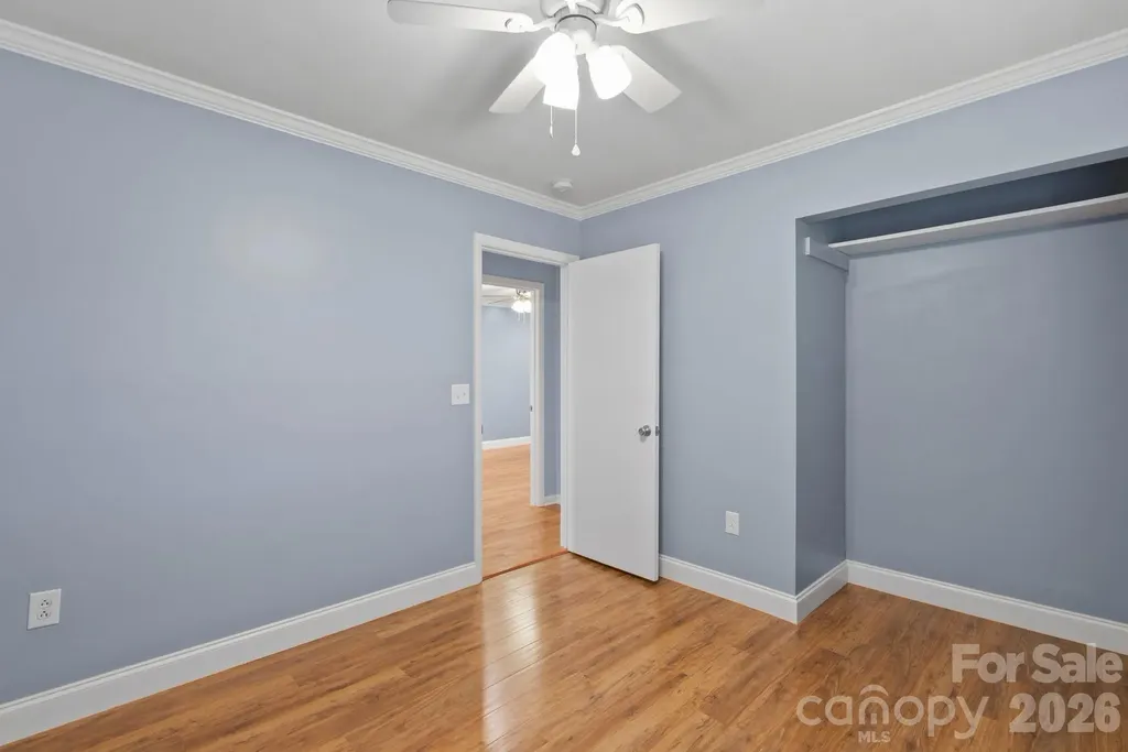 138 Castlerock Drive Asheville NC 28806
