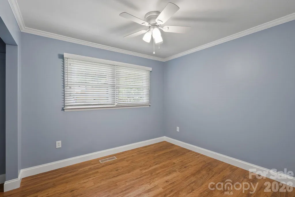 138 Castlerock Drive Asheville NC 28806