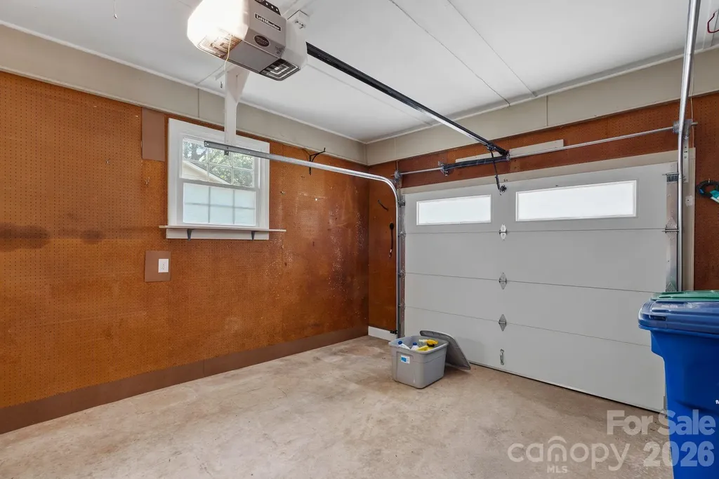 138 Castlerock Drive Asheville NC 28806