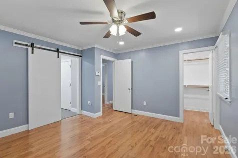 138 Castlerock Drive Asheville NC 28806