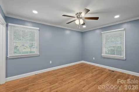 138 Castlerock Drive Asheville NC 28806