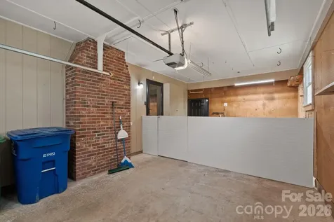 138 Castlerock Drive Asheville NC 28806