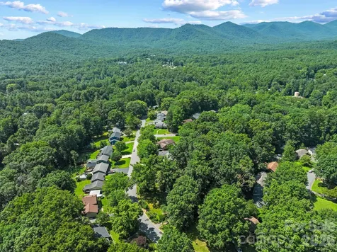 138 Castlerock Drive Asheville NC 28806