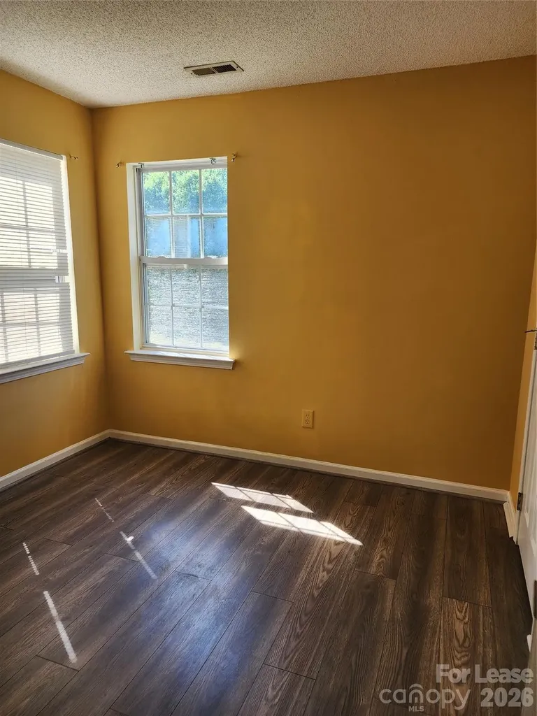 2411 Celosia Drive Charlotte NC 28262