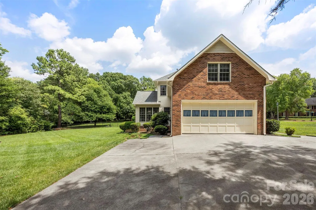 1568 Wheaton Way NW Concord NC 28027