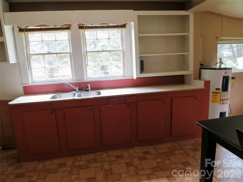 601 Providence Road Forest City NC 28043