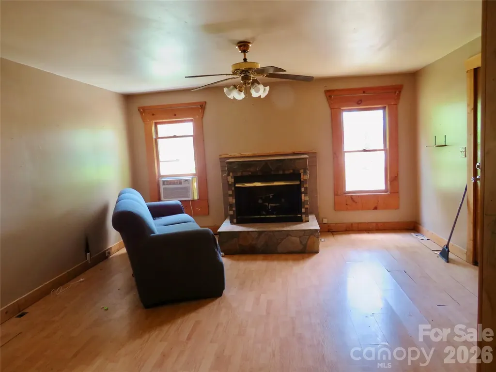 601 Providence Road Forest City NC 28043