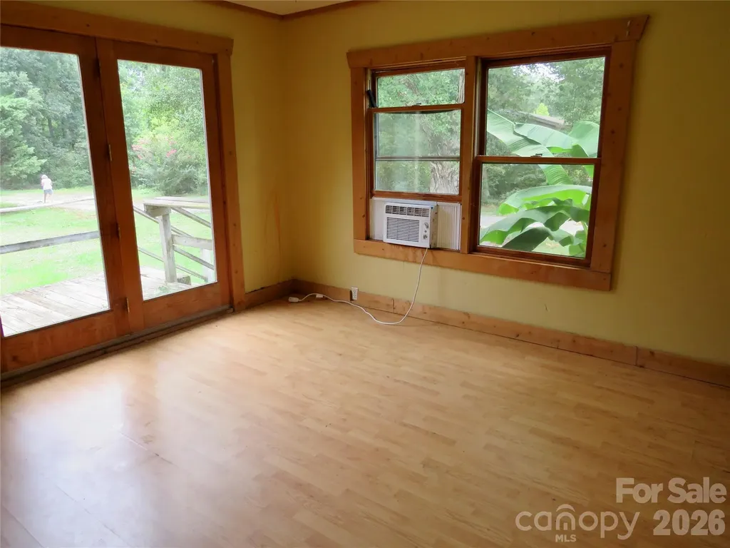 601 Providence Road Forest City NC 28043