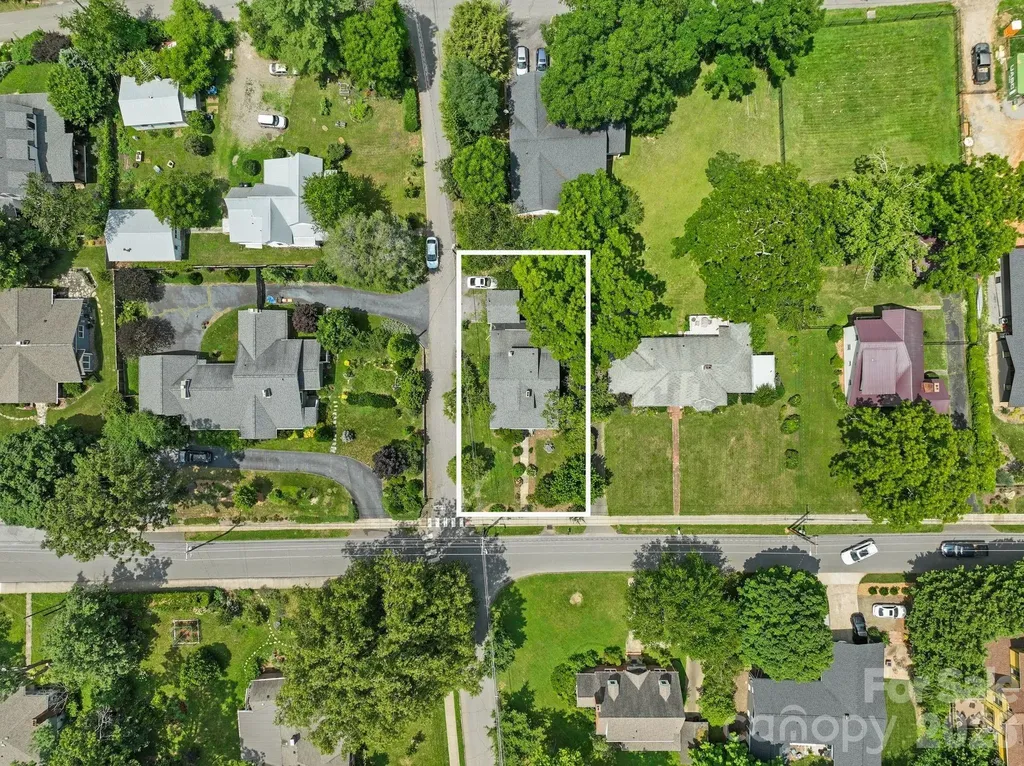 49 Church Street Weaverville NC 28787