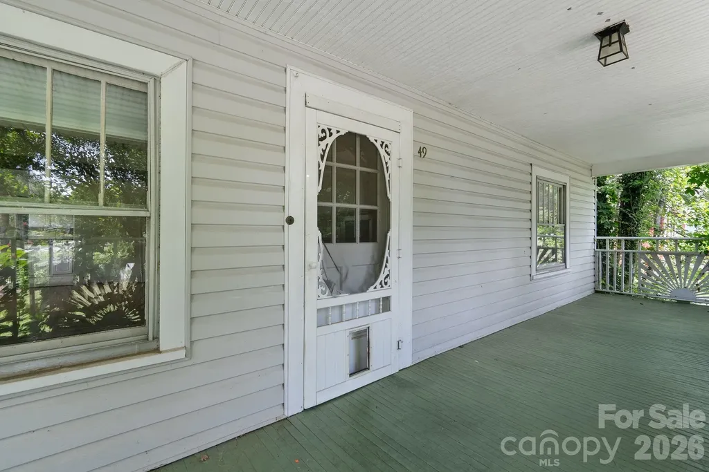 49 Church Street Weaverville NC 28787