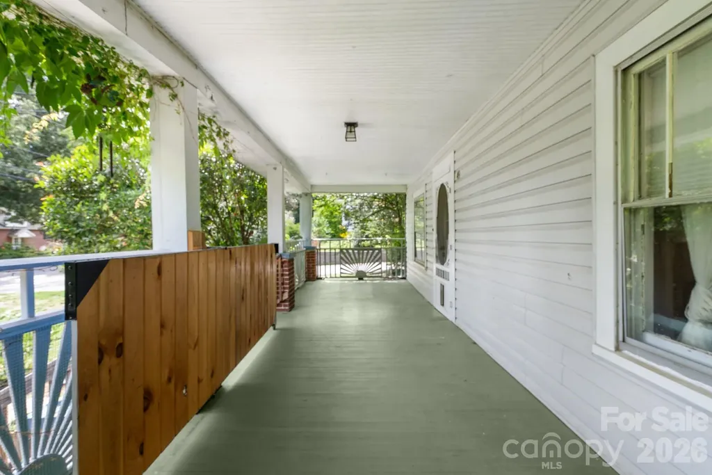49 Church Street Weaverville NC 28787