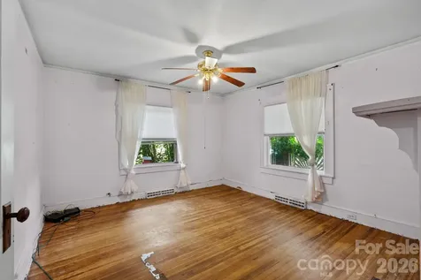 49 Church Street Weaverville NC 28787