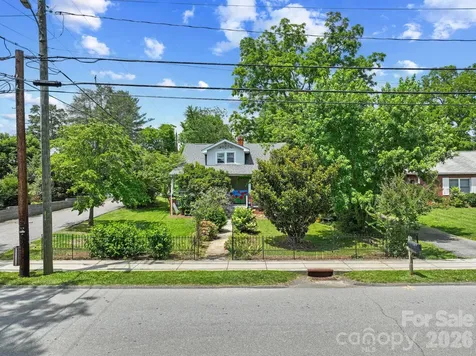 49 Church Street Weaverville NC 28787
