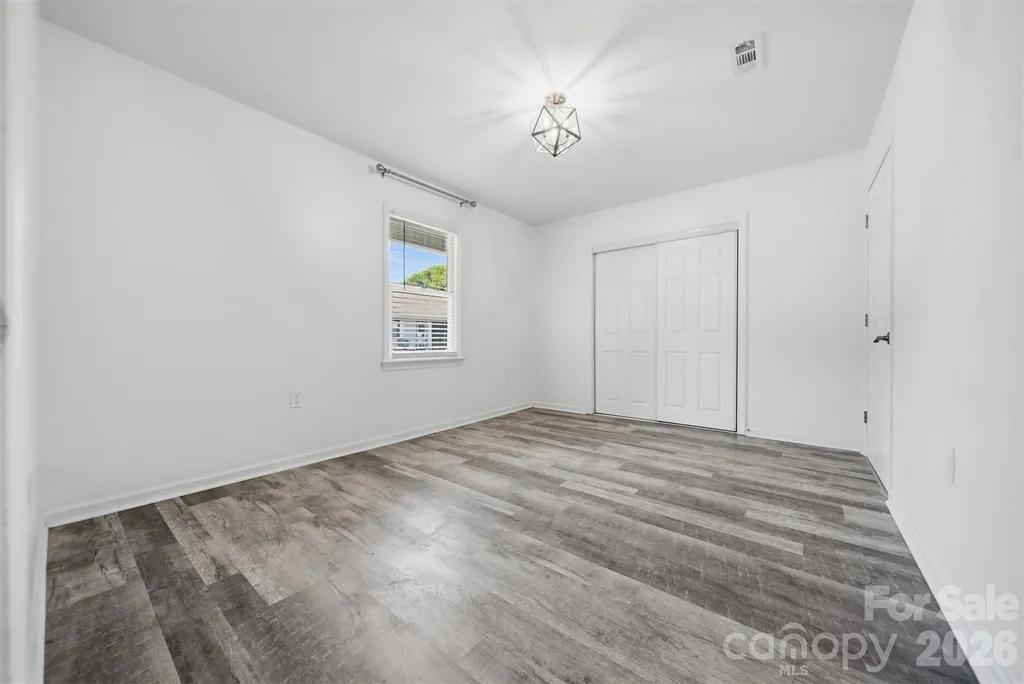 115 23rd Street NW Hickory NC 28601