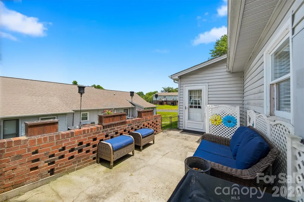 115 23rd Street NW Hickory NC 28601