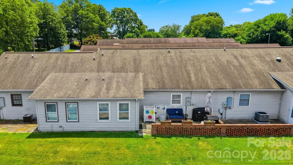 115 23rd Street NW Hickory NC 28601