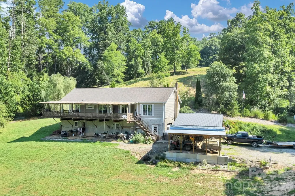 Marshall NC, 284 Paul Gosnell Road