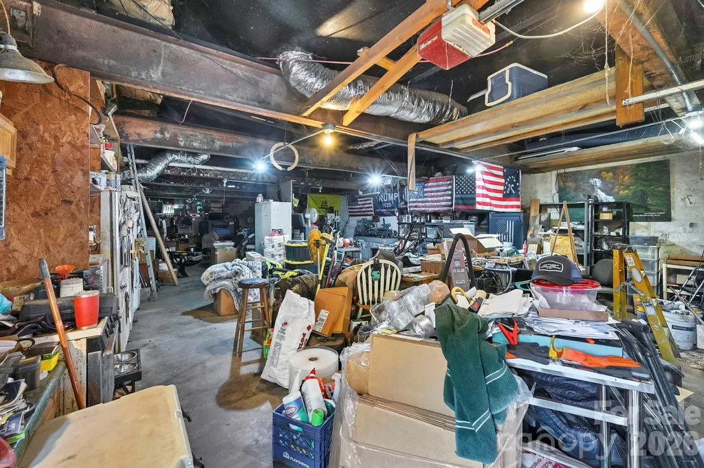 284 Paul Gosnell Road Marshall NC 28753