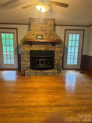 284 Paul Gosnell Road Marshall NC 28753