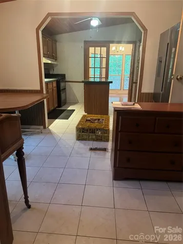 284 Paul Gosnell Road Marshall NC 28753