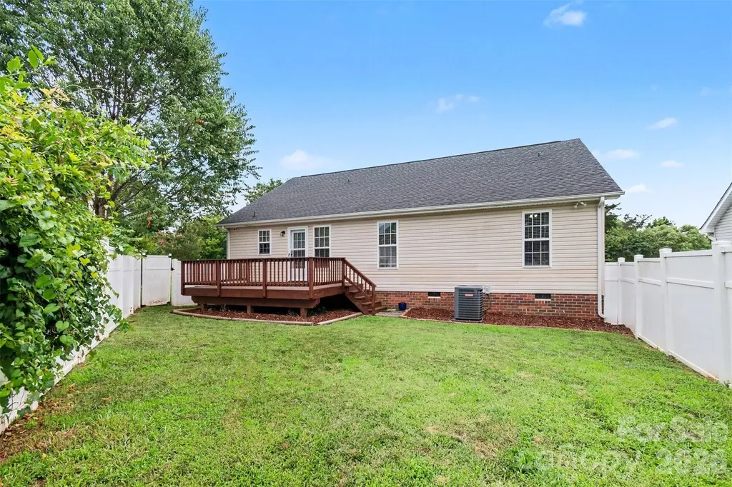 5044 Daffodil Lane Concord NC 28025